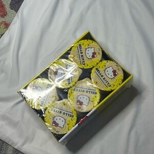 RARE Hello Kitty Noodle Soup 6-Pack 65g/cup Chicken flavor NEW/SEALED